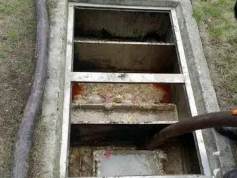 红山隔油池清理